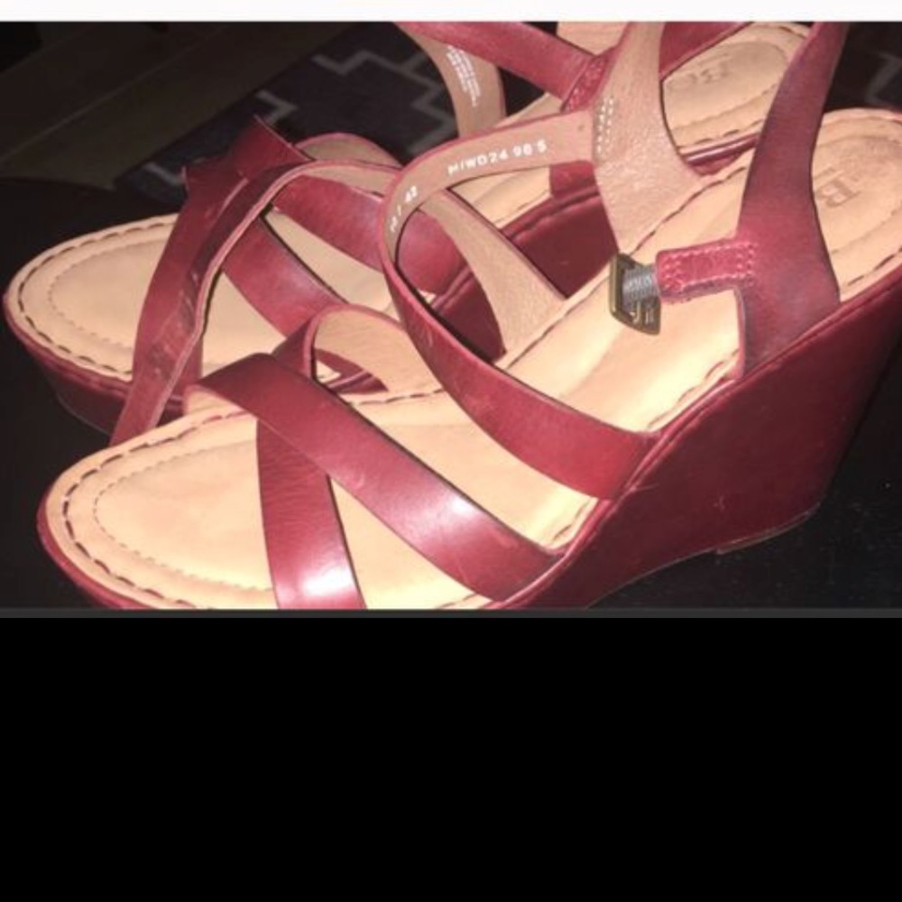 Size 10- BORN Red Wedges *like new